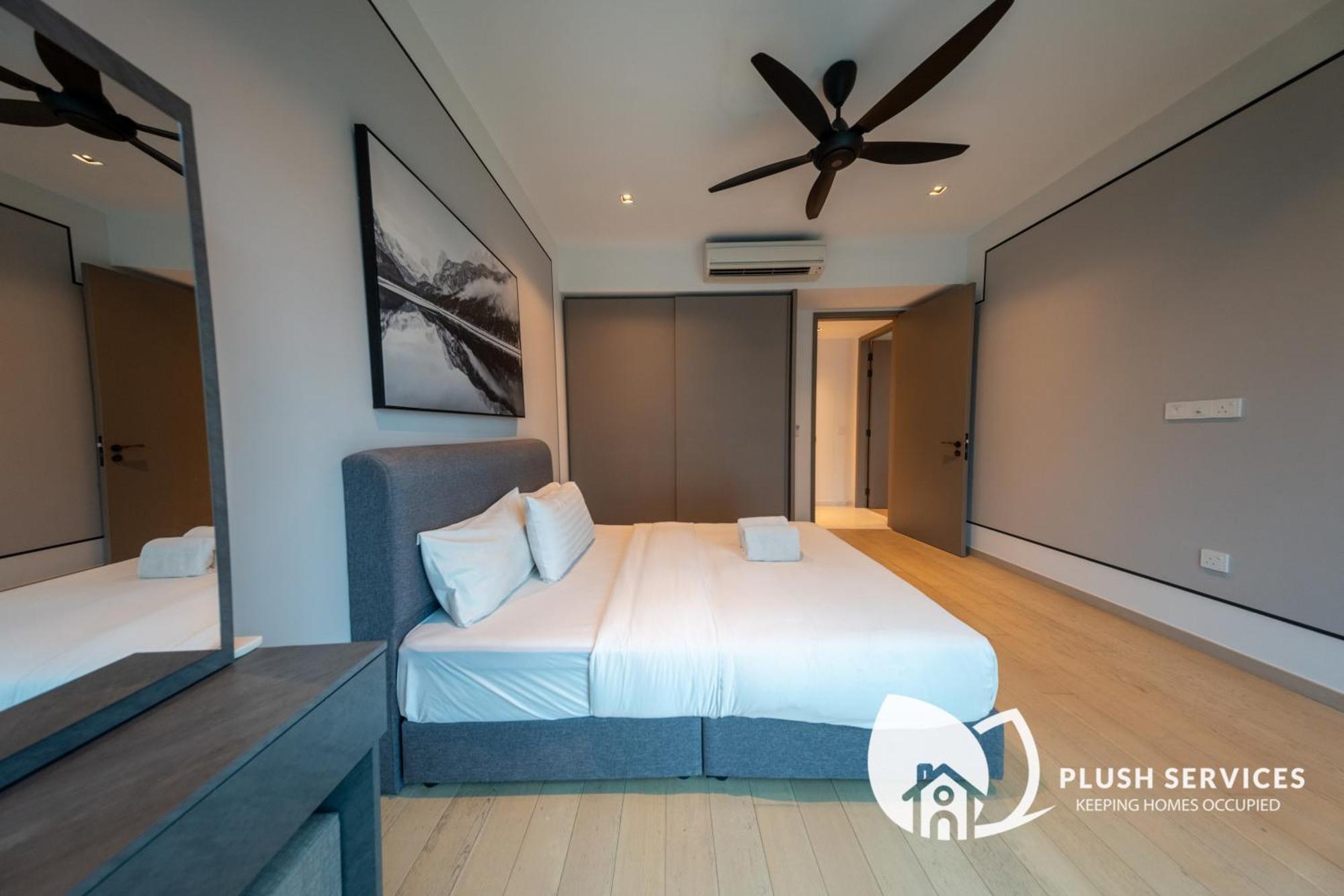 Eaton Residences Klcc By Plush Apartment *
